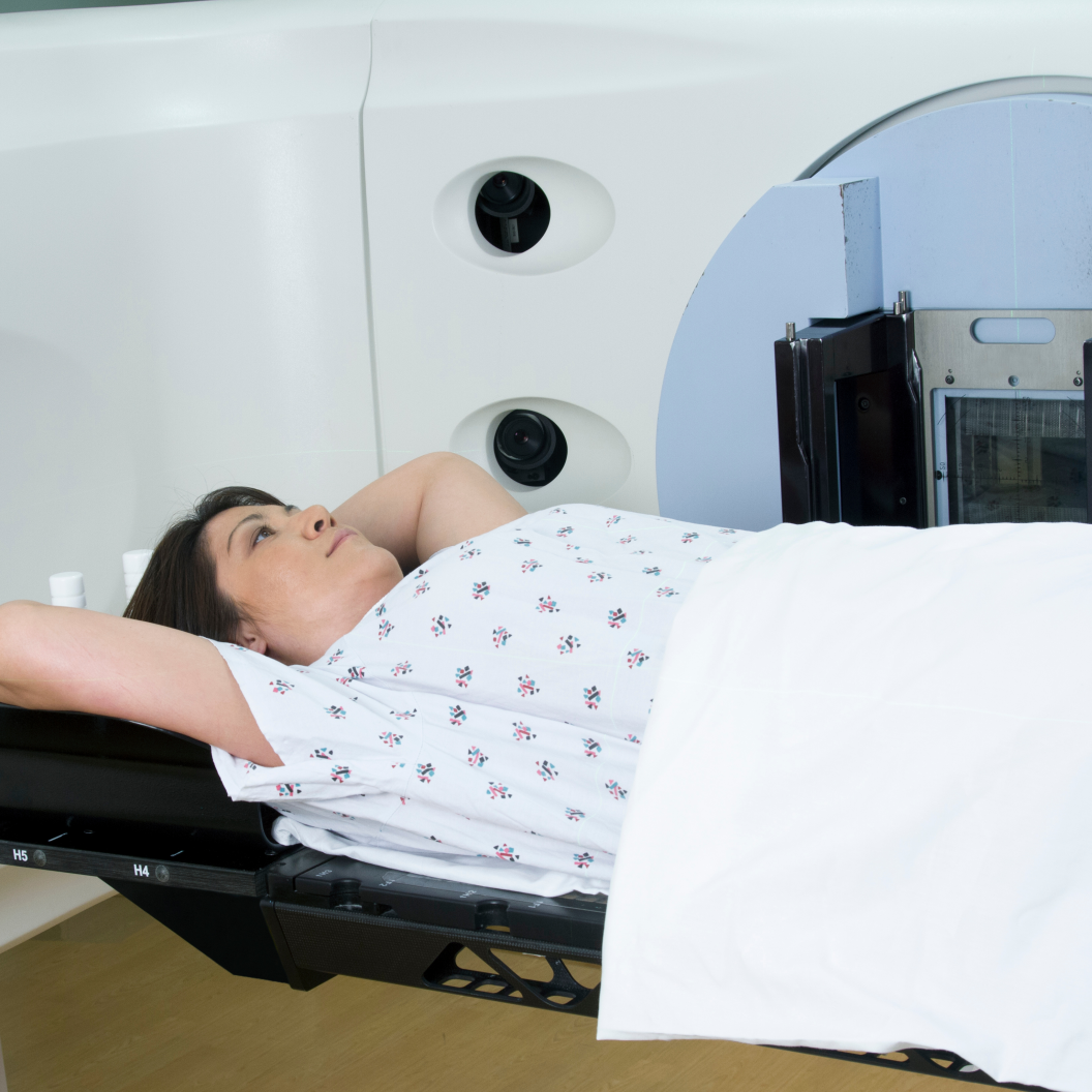 New iridium photocatalyst-hypoxic environment induces redox imbalance in cancer cells