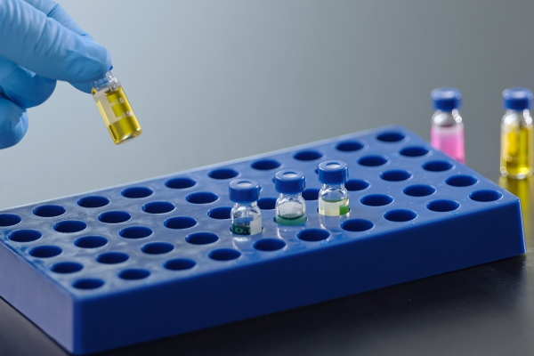 USP<467> Residual Solvent Testing: Analysis of Class I, II, and III Solvents by Headspace GC-FID