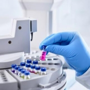 Sample vial caps, 9 mm, red PTFE/white silicone septa, open, blue screw top cap|940292