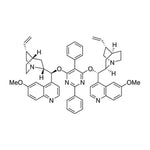 (9S)-(9''S)-9,9''-[(2,5-diphenyl-4,6-pyrimidinediyl)bis(oxy)]bis[6'-methoxycinchonan], 98%, (99% de)|07-1428|1202521-49-0