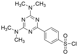 N2,N2,N4,N4-Tetramethyl-6-(4-(chloride-1-ylsulfonyl)phenyl)-1,3,5-triazine-2,4-diamine(TMT-Cl), 98%|9415861