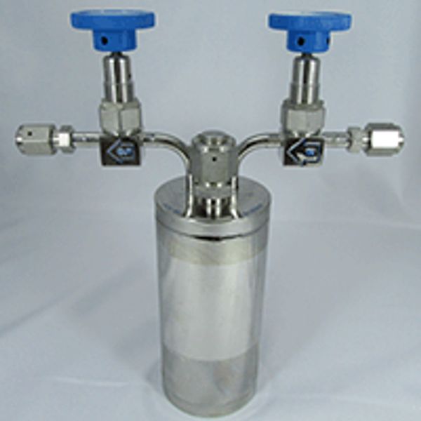 Stainless steel bubbler, 600ml, horizontal in line, electropolished with fill-port, high temp valves (315°C)|96-5007